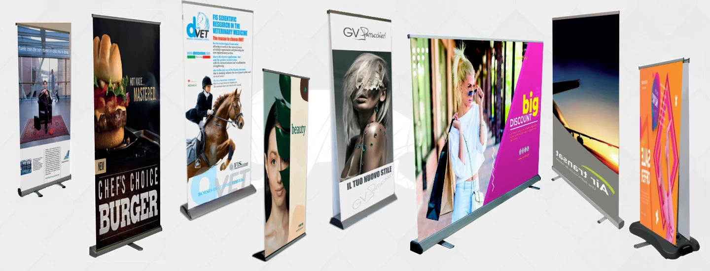 piccola esposizione di alcuni modelli di roll-up disponibili a catalogo